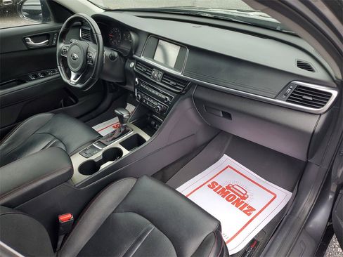 Used 2018 Kia Optima SX image 4