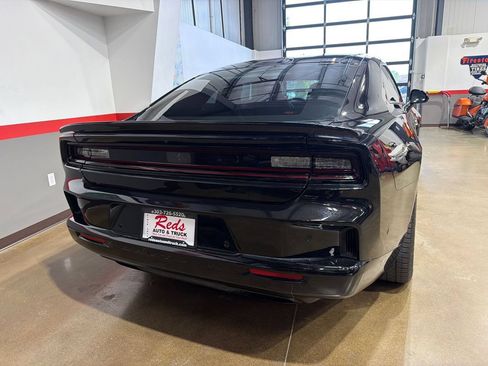 Used 2025 Dodge Charger Daytona Scat Pack w/ Track Pack AWD/4WD image 37