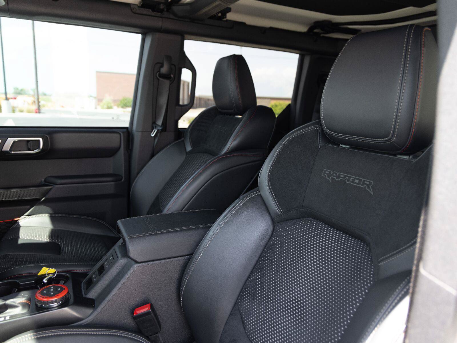 Used 2025 Ford Bronco Raptor w/ Interior Carbon Fiber Pack AWD/4WD image 24