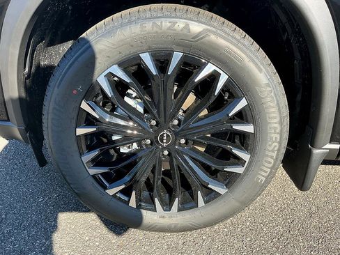 New 2026 Nissan Rogue SV image 10