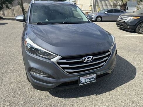 Used 2018 Hyundai Tucson SEL AWD/4WD image 17