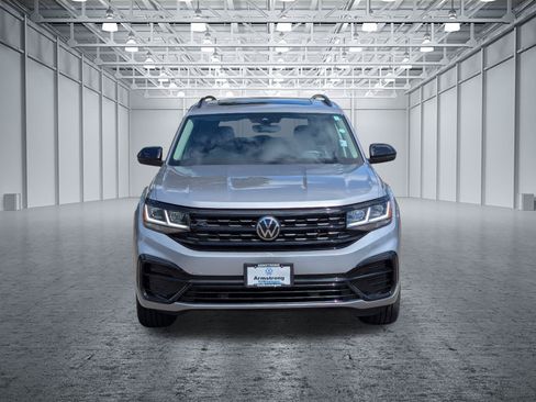 Used 2023 Volkswagen Atlas SEL R-Line AWD/4WD image 8