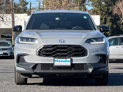 Used 2025 Honda HR-V Sport image 5