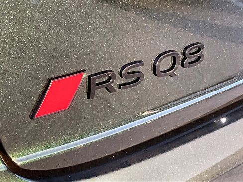 New 2026 Audi RS Q8 performance image 15