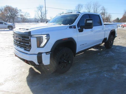 New 2026 GMC Sierra 2500 AT4 w/ AT4 Premium Plus Package image 11