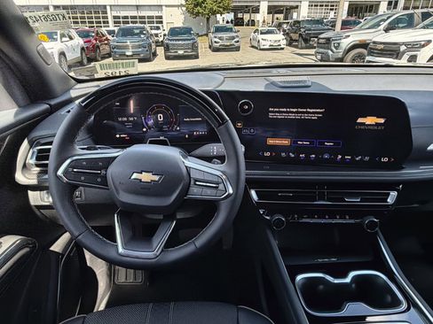 New 2026 Chevrolet Traverse High Country FWD image 16