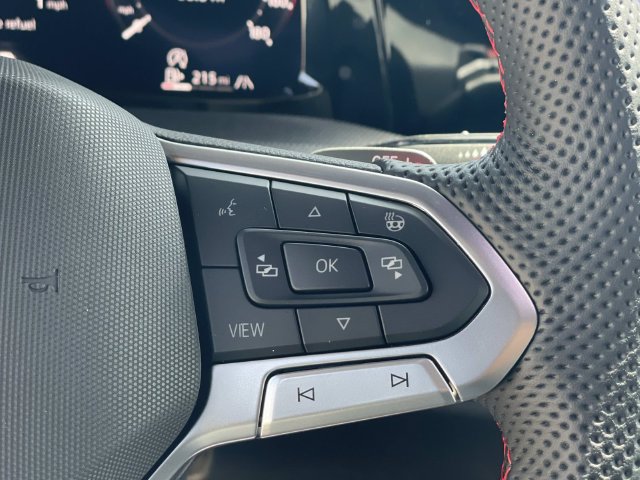 New 2026 Volkswagen GTI SE FWD image 9