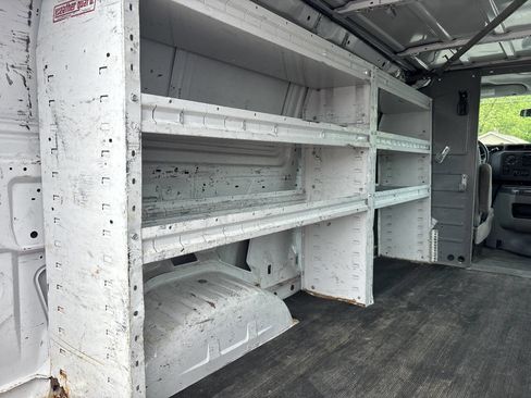 Used 2011 Ford E-250 and Econoline 250 w/ PWR Group RWD image 9