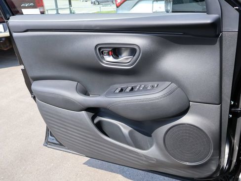 New 2027 Honda HR-V LX image 29