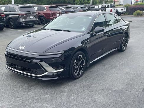 Certified 2024 Hyundai Sonata SEL FWD image 3
