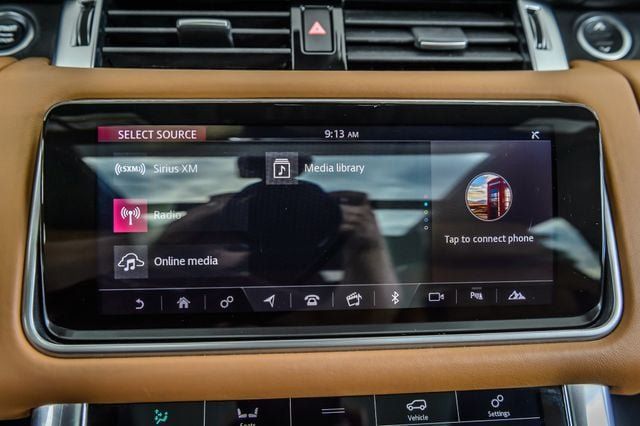 Used 2018 Land Rover Range Rover Sport Supercharged AWD/4WD image 24