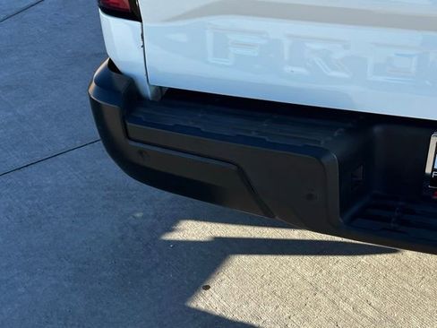 Used 2023 Nissan Frontier S w/ Technology Package image 11