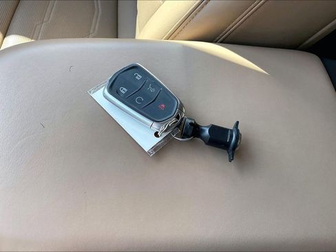 Used 2020 Cadillac XT5 Sportv w/ Platinum Package image 12