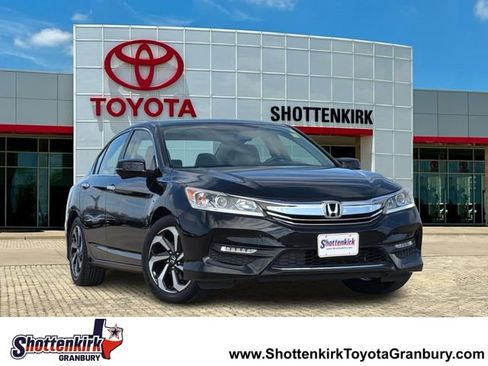 Used 2017 Honda Accord EX-L image 1