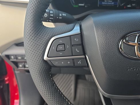 New 2026 Toyota Sienna Platinum AWD/4WD image 13