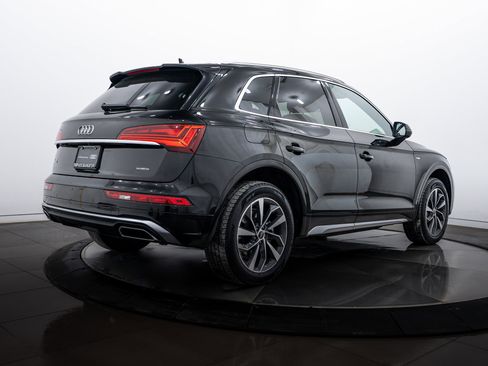 Certified 2023 Audi Q5 2.0T Premium Plus w/ Premium Plus Package image 4