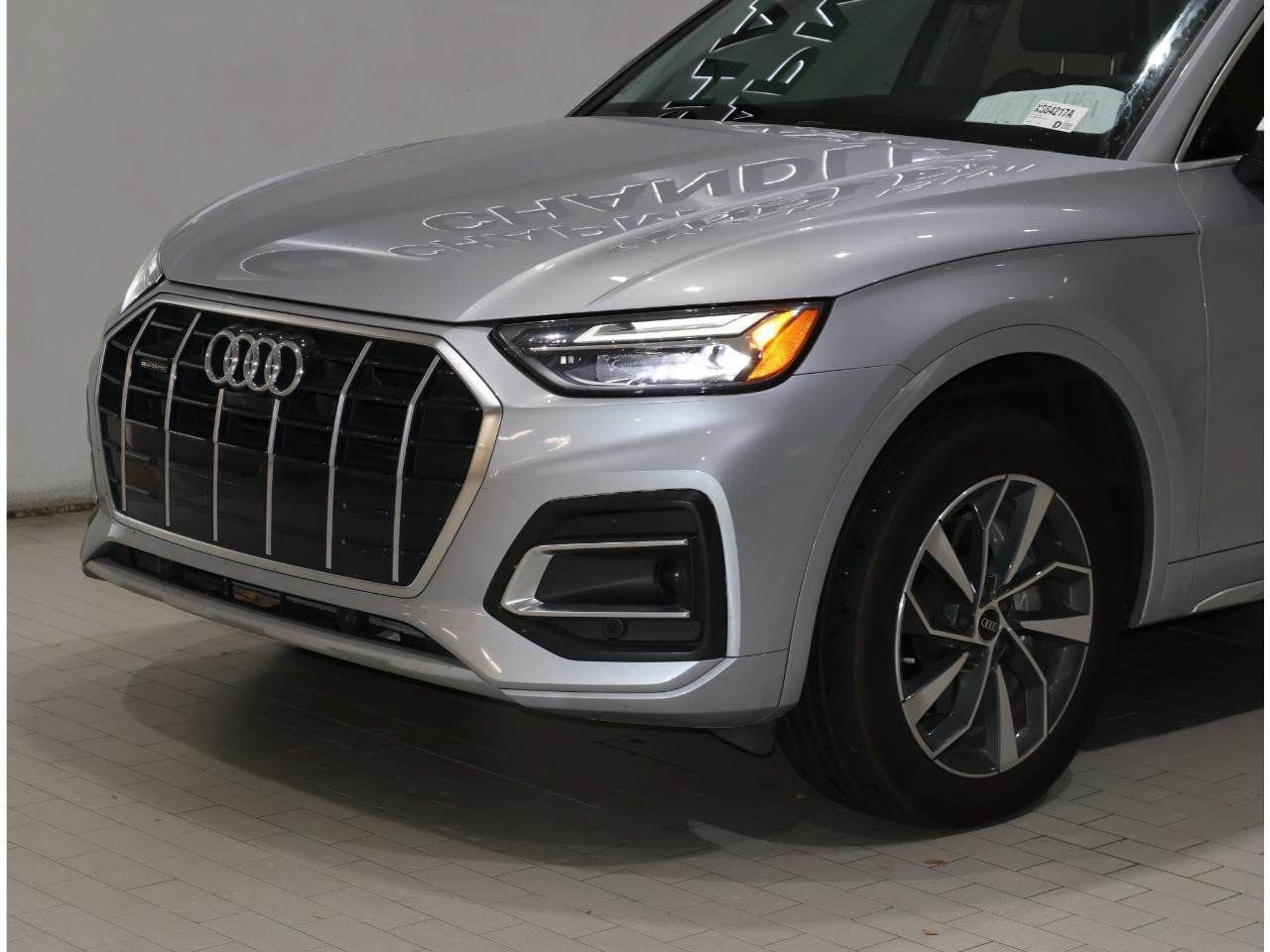 Used 2021 Audi Q5 2.0T Premium Plus w/ Premium Plus Package AWD/4WD image 2