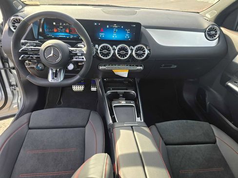 New 2026 Mercedes-Benz GLA 35 AMG 4MATIC image 22