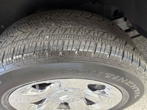 Used 2015 Chevrolet Tahoe LTZ AWD/4WD image 52