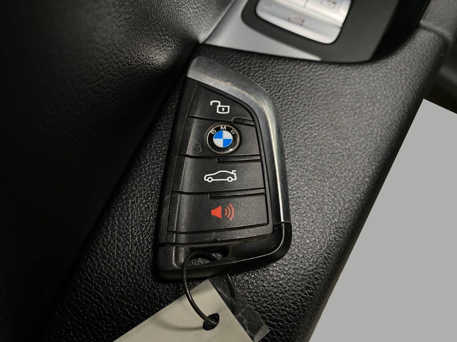 Used 2022 BMW X3 xDrive30i w/ Premium Package 2 AWD/4WD image 32