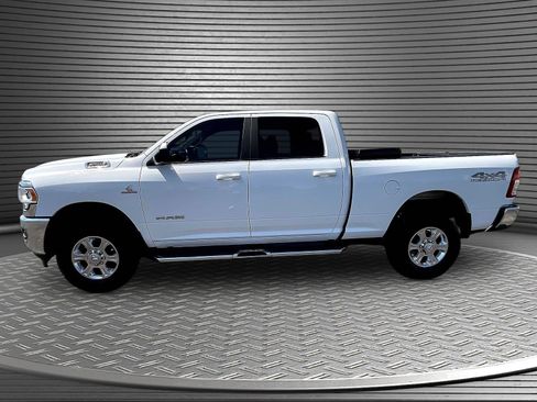 Used 2021 RAM 2500 Big Horn w/ Level 1 Equipment Group AWD/4WD image 4