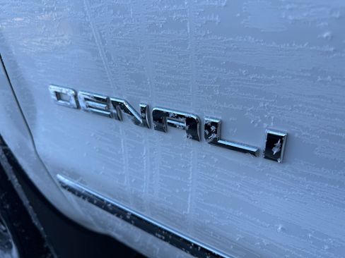 Used 2014 GMC Sierra 1500 Denali w/ Driver Alert Package image 15