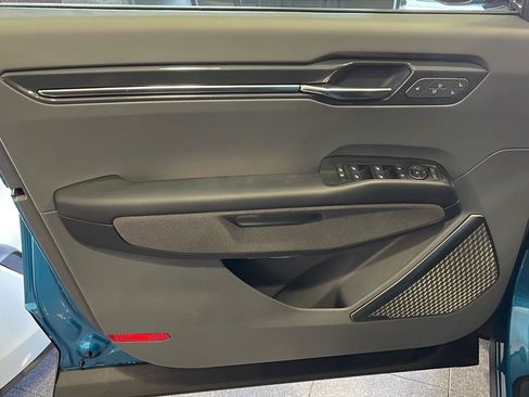 Used 2026 Kia EV9 Land w/ Nightfall Edition Package image 24