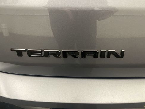 Used 2020 GMC Terrain SLE w/ Driver Convenience Package image 24