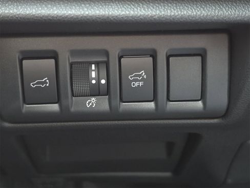 Used 2025 Subaru Outback Limited XT image 19