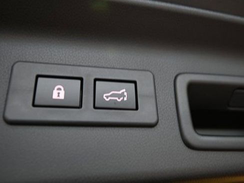 Used 2025 Subaru Forester Limited w/ Popular Package #1 image 18