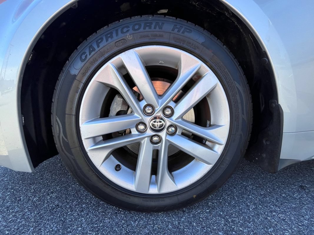 Used 2019 Toyota Corolla SE FWD image 23