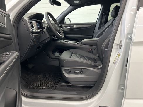 New 2026 Volkswagen Atlas Cross Sport SE AWD/4WD image 13