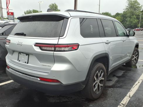 Used 2024 Jeep Grand Cherokee L Limited w/ Luxury Tech Group II AWD/4WD image 4
