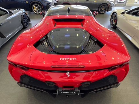 Used 2022 Ferrari SF90 Stradale image 19