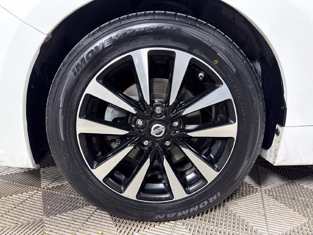 Used 2018 Nissan Altima 2.5 SL FWD image 12