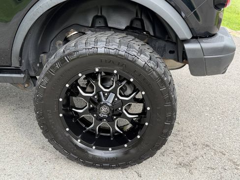 Used 2023 Ford Bronco Badlands AWD/4WD image 11