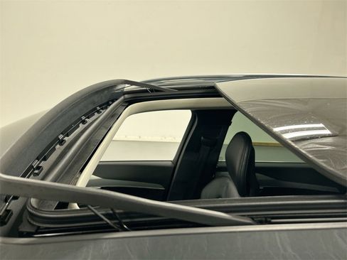 Used 2021 Volvo XC90 T5 Momentum w/ Advanced Package image 19