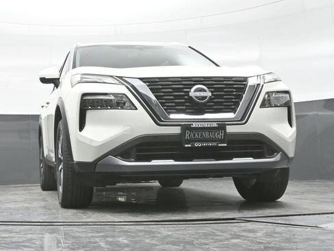 Used 2023 Nissan Rogue SL w/ SL Premium Package AWD/4WD image 24