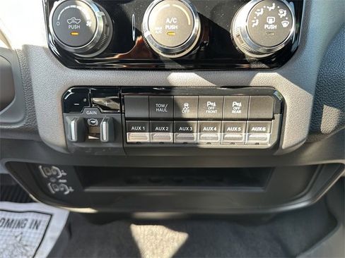 Used 2025 RAM 2500 Big Horn image 17