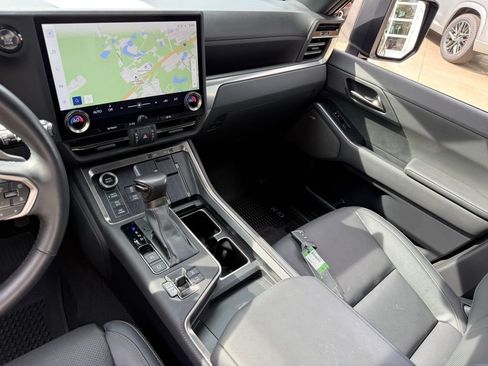 Certified 2024 Lexus GX 550 AWD/4WD image 36