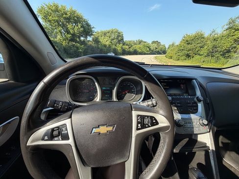 Used 2017 Chevrolet Equinox Premier w/ Enhanced Convenience Package FWD image 11