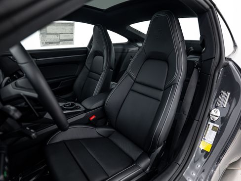 New 2026 Porsche 911 Carrera RWD image 5