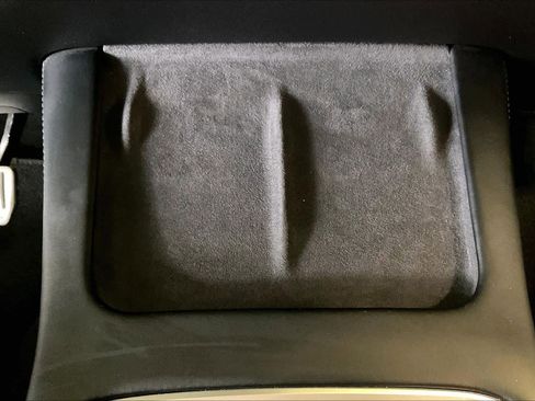 Used 2021 Tesla Model 3 Performance image 32