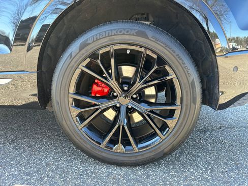 Used 2024 Audi Q8 Prestige image 20