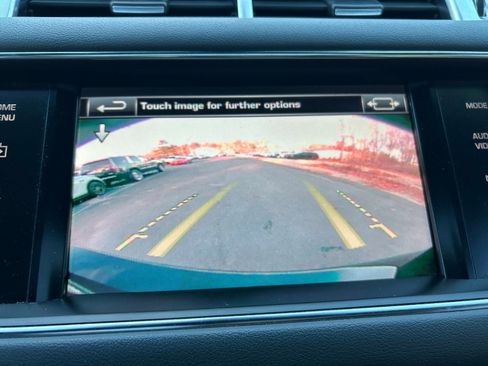 Used 2014 Land Rover Range Rover Sport HSE image 32