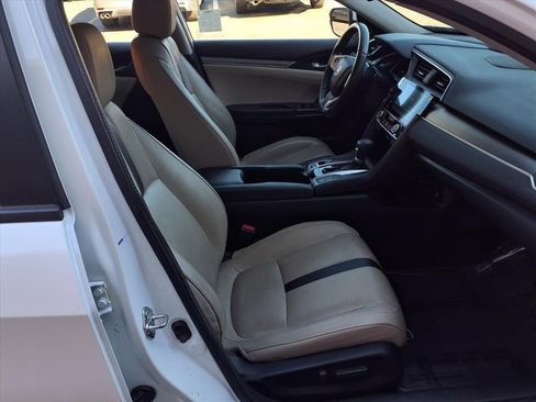 Used 2017 Honda Civic Touring image 24