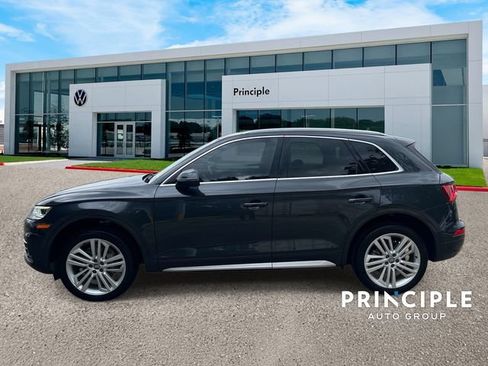 Used 2018 Audi Q5 2.0T Premium Plus w/ Premium Plus Package AWD/4WD image 6