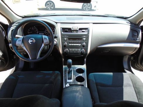 Used 2015 Nissan Altima 2.5 S w/ Power Driver Seat Package FWD image 13