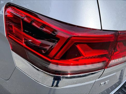 New 2026 Volkswagen Atlas SE FWD image 14