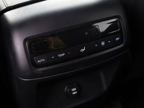 Used 2024 Hyundai Palisade SEL image 30